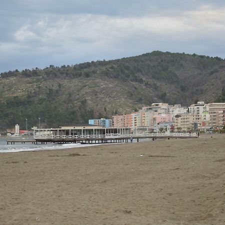Blini Seaside Apartment Shëngjin Exterior foto